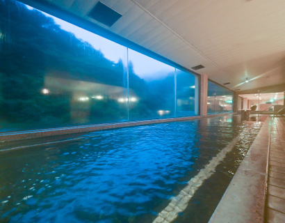 広々とした浴場